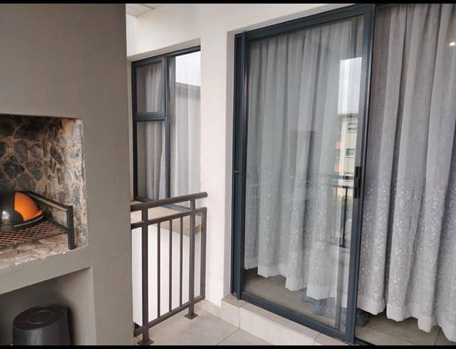 2 BEDROOM PROPERTY TO RENT IN GLEN MARAIS